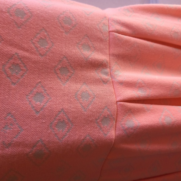 LULAROE DRESS - Picture 2 of 6